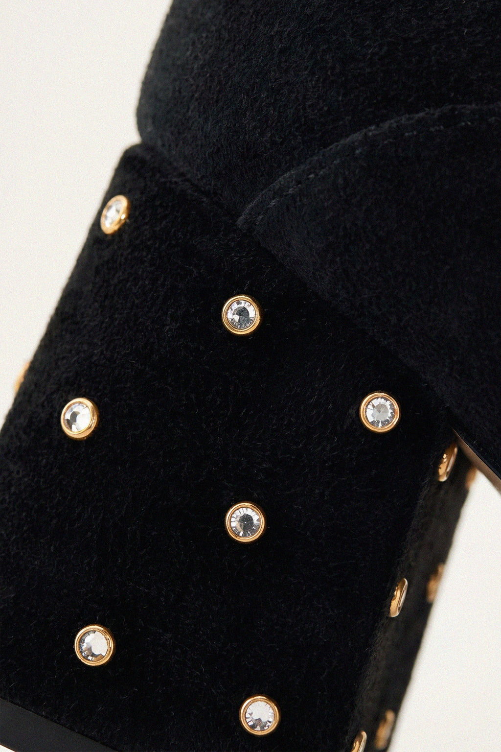 Bota Charlotte Couro Preto